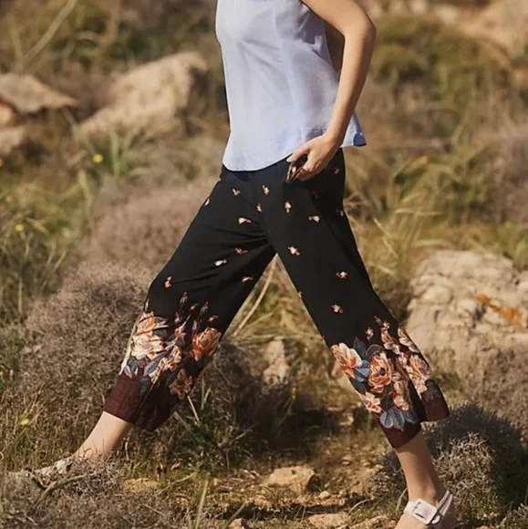 Anthropologie Ett Twa Black Floral Cropped Wide Leg Pants Womens Size XS Petite - Picture 16 of 16